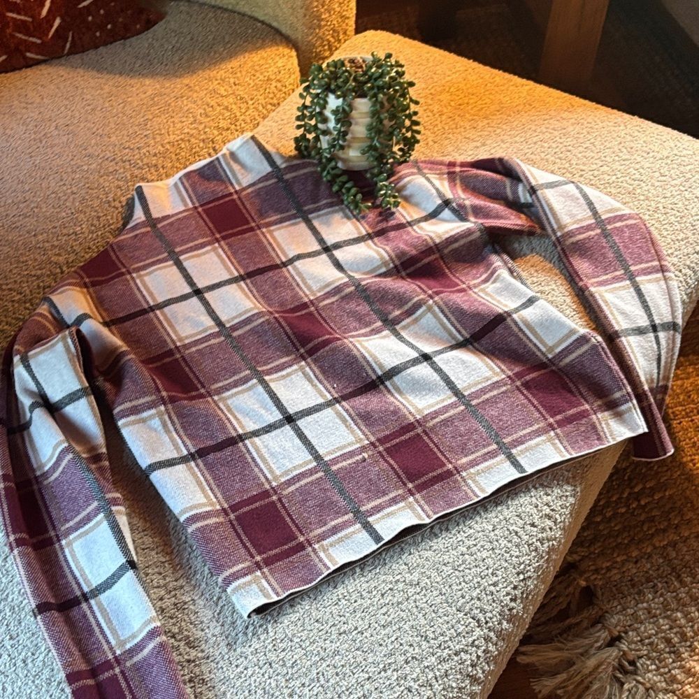 Tahari Burgundy and Cream Plaid Sweater - Picture 6 of 10